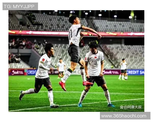 卡塔尔与阿尔及利亚友谊赛精彩对决展现足球魅力与团队精神