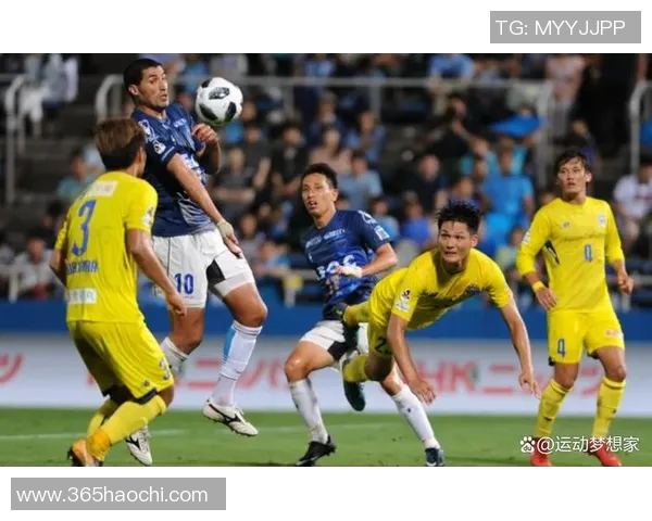 大宫松鼠与爱缓的精彩对决探秘两队战术与球员表现的深度分析