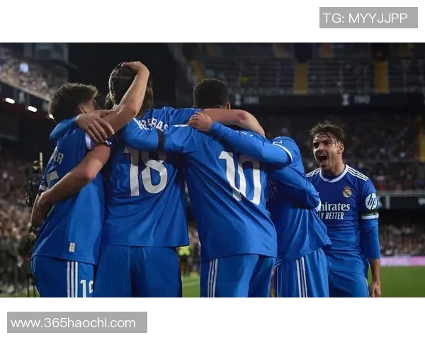 巴伦西亚与皇马对决裁判表现引发球迷热议与争议