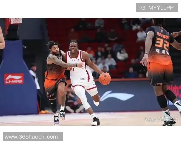 山西队迎战美国明星队精彩对决引发球迷热议与期待 山西队迎战美国明星队精彩对决引发球迷热议与期待