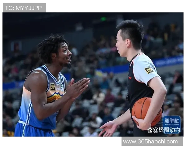 美国明星队与新疆男篮激战正酣谁能在这场对决中笑到最后