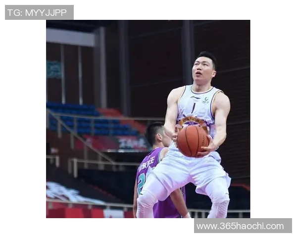 李根：从篮球场上的拼搏到人生舞台的蜕变之路
